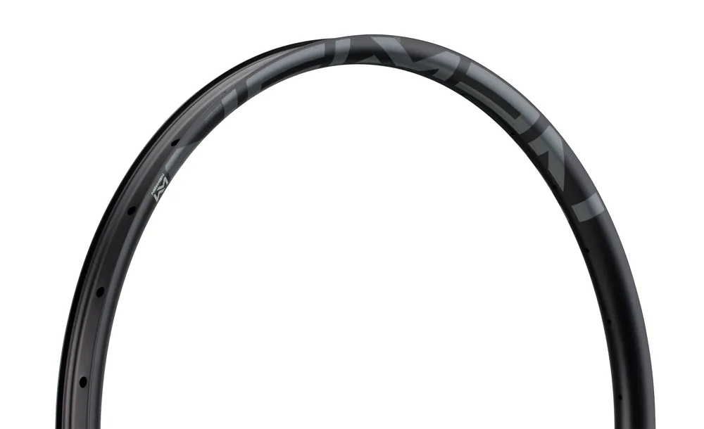 Biztonságos fizetés Felni NEWMEN Evolution SL A.35 29 ", 28 lyuk