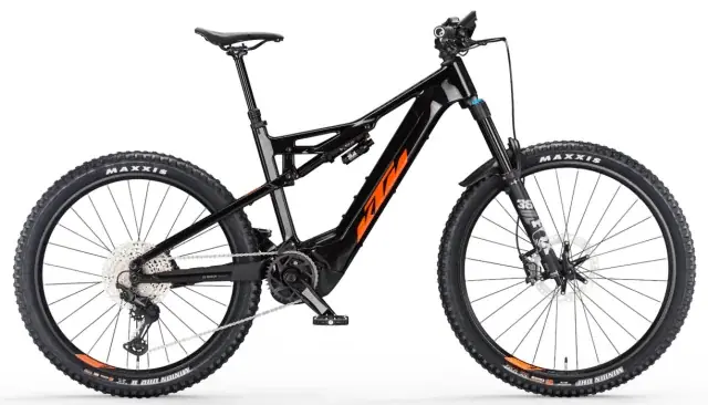 Árengedmény KTM MACINA KAPOHO MASTER 53 cm fekete elektromos kerékpár